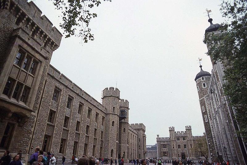 WT 2100 269-11 UK 1991.jpg